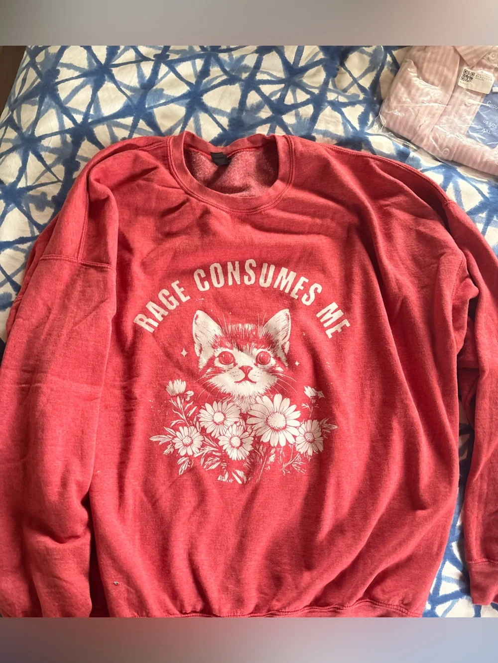 Gildan Red Crewneck Sweatshirt with White Cat Floral 'Rage Consumes Me' Graphic - Picture 1 of 3